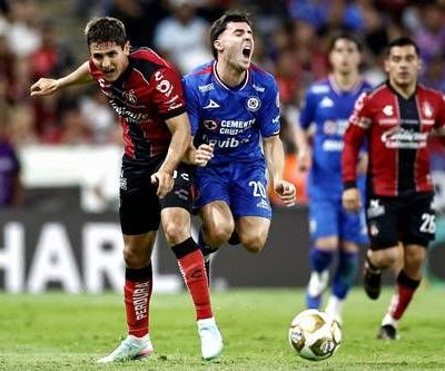 Cruz-Azul-vence-3-2-al-Atlas-en-la-ida-de-los-cuartos-de-final