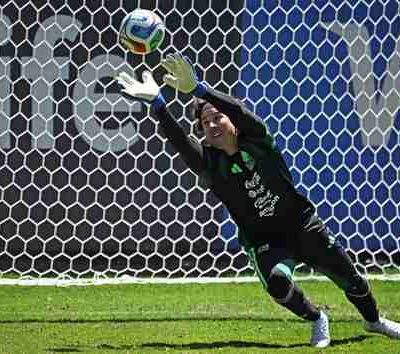 Guillermo-Ochoa-busca-su-sexta-convocatoria-y-dice-Me-lo-tengo-que-ganar