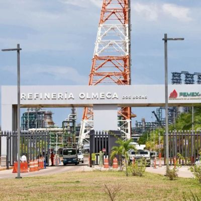 Mezcla-mexicana-de-exportacion-llega-a-107.84-USD-por-barril-alza-vinculada-a-la-tension-en-el-estrecho-de-Ormuz