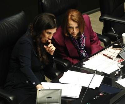 Morena-acusa-a-la-gobernadora-de-Chihuahua-de-traicion-a-la-patria-por-presencia-de-agentes-estadunidenses
