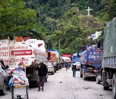 Movilizaciones-y-bloqueos-mantienen-en-tension-a-Bolivia-gobierno-denuncia-proceso-conspirativo