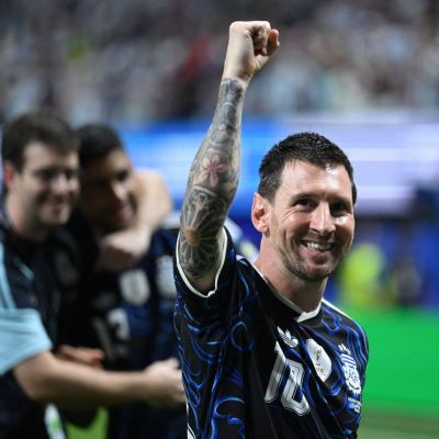 Alejandro-Dominguez-reta-a-Lionel-Messi-a-jugar-la-Copa-Libertadores