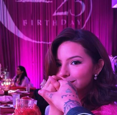 Angela-Aguilar-celebra-sus-23-anos-con-una-cena-de-lujo-y-un-mensaje-de-Christian-Nodal