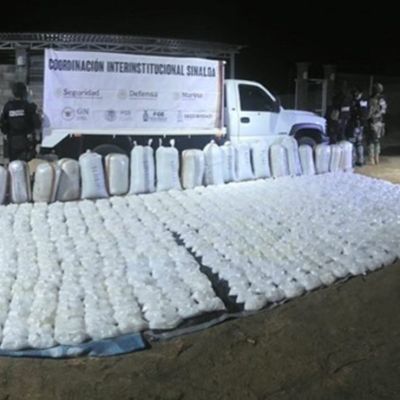 Aseguran-1.32-toneladas-de-metanfetamina-en-Carboneras-Culiacan