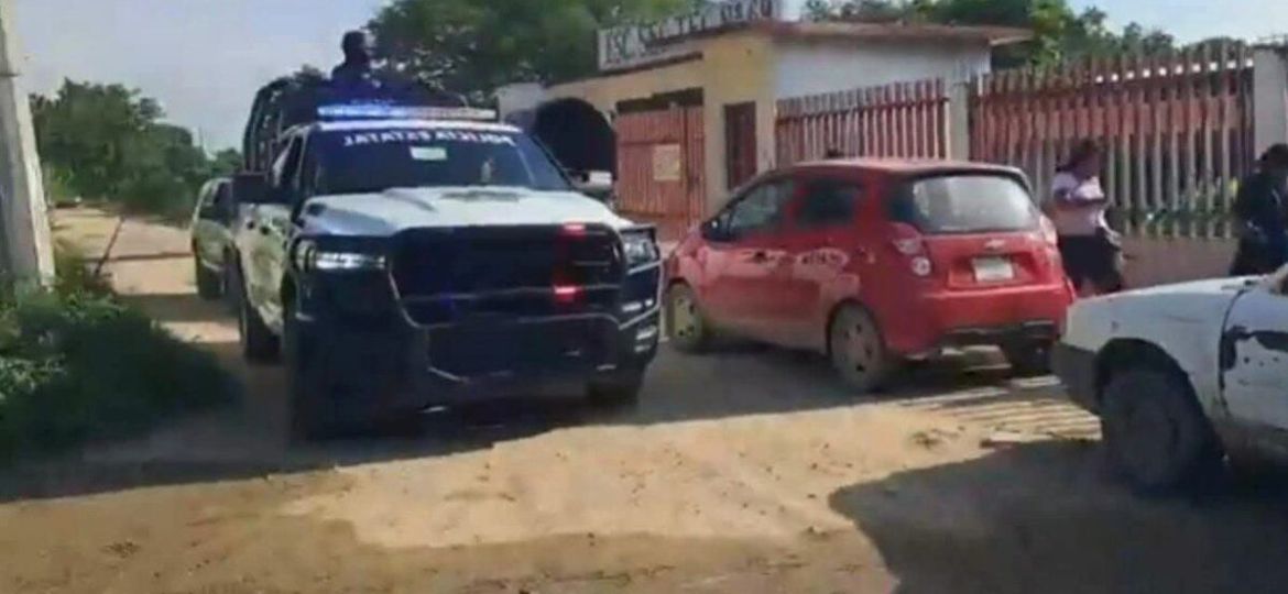 Asesinan-a-profesor-dentro-de-secundaria-en-San-Blas-Atempa-Oaxaca
