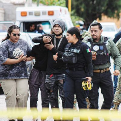 Ataque-en-secundaria-de-Torreon-dejo-una-subdirectora-muerta-y-cuatro-personas-heridas
