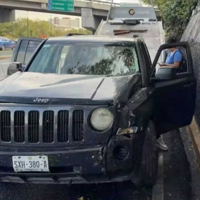 Atropellan-a-reportera-y-camarografo-durante-cobertura-de-deslave-en-Monterrey