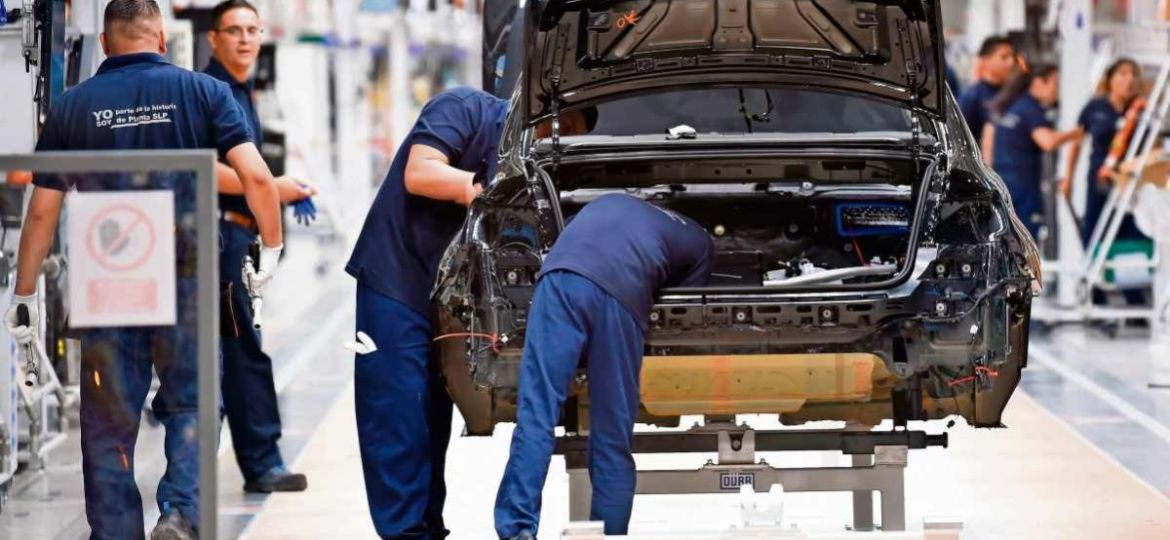 Automotrices-buscan-fortalecer-el-mercado-mexicano-ante-la-caida-de-exportaciones-a-EU