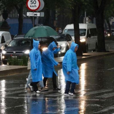 CDMX-tendra-domingo-nublado-y-lluvias-fuertes-maxima-de-23-grados