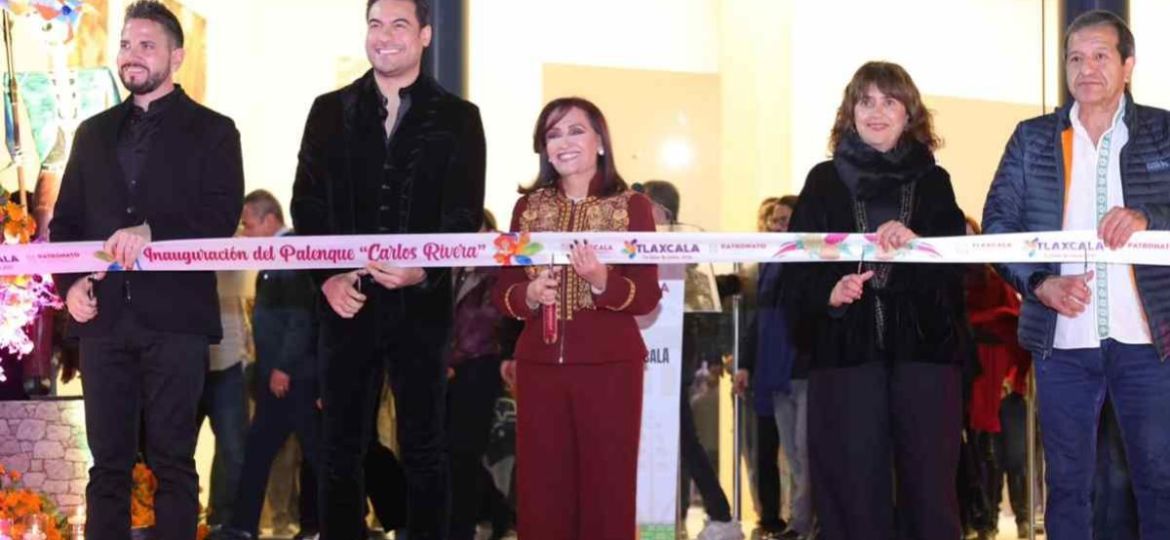 Carlos-Rivera-inaugura-el-palenque-que-lleva-su-nombre-en-la-Feria-de-Tlaxcala-2026