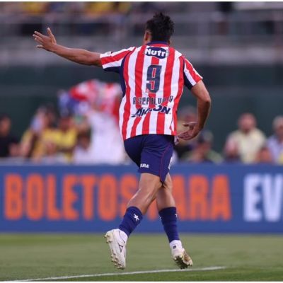 Chivas-vence-2-0-al-America-con-doblete-de-Angel-Sepulveda-en-Oakland