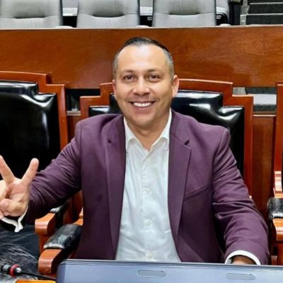 Detienen-a-Tofis-exalcalde-de-Jamay-y-lo-trasladan-a-la-FGR-en-Guadalajara