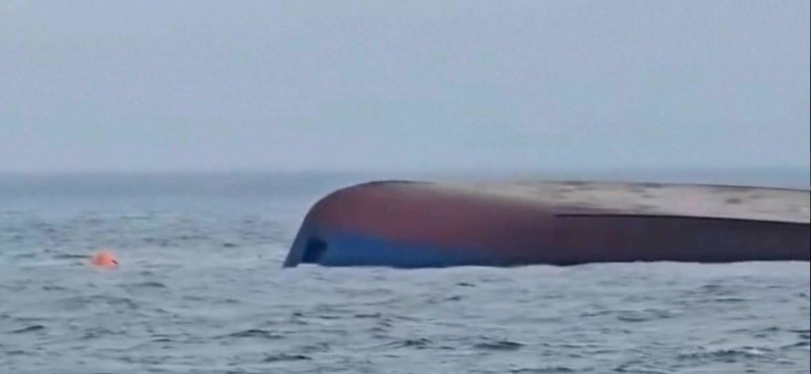 Dron-impacta-y-hunde-un-buque-en-el-mar-Negro-muere-un-tripulante-y-tres-estan-desaparecidos