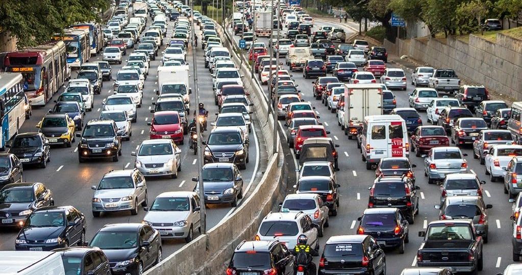 El-trafico-cuesta-a-cada-mexicano-111-horas-y-5-mil-645-pesos-al-ano