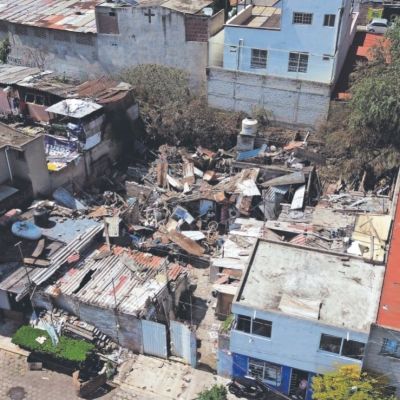 Explosion-en-gasera-de-Coacalco-deja-siete-viviendas-danadas-y-200-evacuados