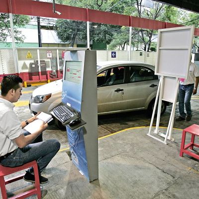 Falla-en-Repuve-provoca-retrasos-en-tramites-de-control-vehicular-en-CDMX