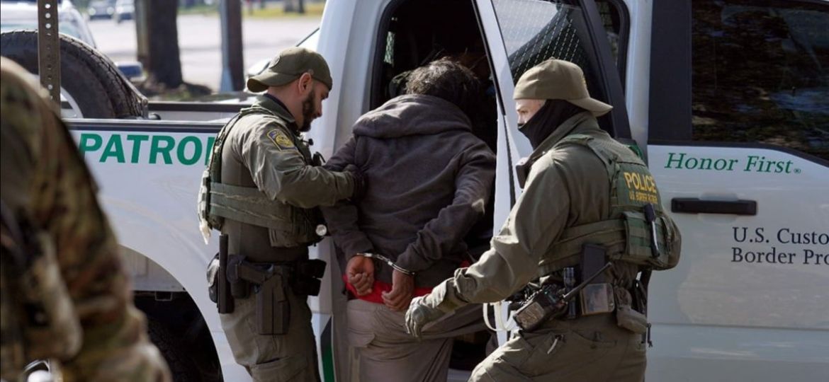 Familias-denuncian-que-ICE-prepara-deportaciones-de-migrantes-enfermos-a-Africa