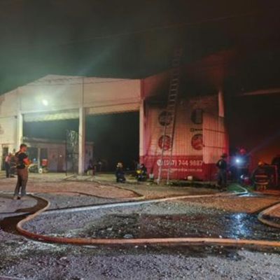 Fiscalia-de-Sinaloa-investiga-incendio-que-destruyo-una-bodega-en-Culiacan