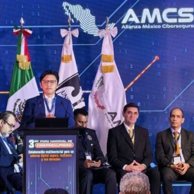 Foro-Nacional-de-Ciberseguridad-llama-a-unir-esfuerzos-ante-amenazas-digitales-en-Mexico