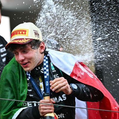 Kimi-Antonelli-puede-ser-campeon-de-la-F1-en-Austin-necesita-ganar-y-esperar-fallas-de-Russell-y-Hamilton