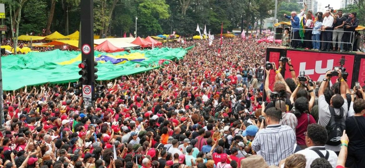La-izquierda-brasilena-se-moviliza-en-Sao-Paulo-para-impulsar-la-remontada-de-Lula