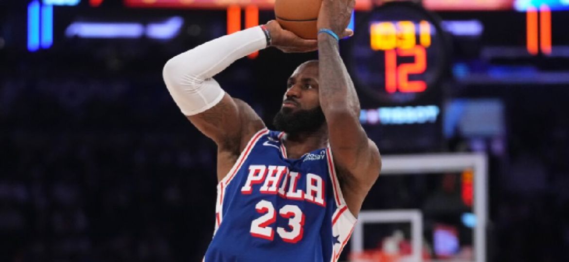 LeBron-James-debuta-con-victoria-en-los-76ers-que-vencen-a-los-campeones-Knicks