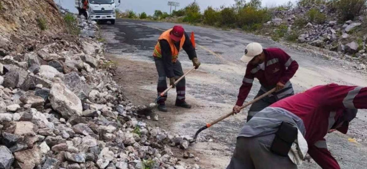 Lluvias-dejan-65-derrumbes-y-26-deslaves-en-Hidalgo-continuan-cierres-carreteros