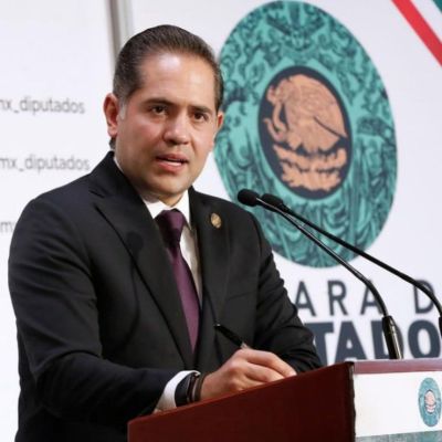 MC-denuncia-a-Carlos-Gutierrez-Mancilla-tras-altercado-con-Jorge-Alvarez-Maynez