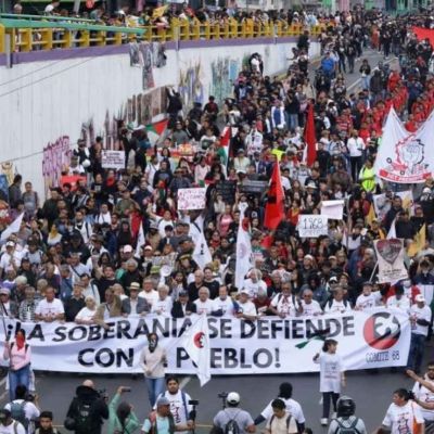 Marcha-del-2-de-octubre-reune-a-8-mil-personas-en-CDMX-reportan-personas-lesionadas
