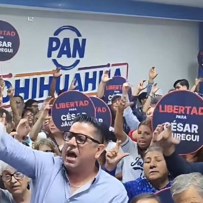 Panistas-se-manifiestan-en-Chihuahua-en-apoyo-a-Cesar-Jauregui