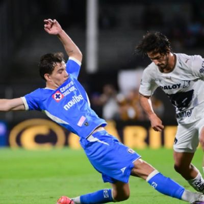 Pumas-deja-escapar-ventaja-y-empata-3-3-con-Cruz-Azul-en-CU-tras-expulsion-de-Cesar-Huerta