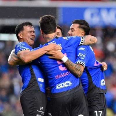 Queretaro-vence-2-0-al-Atlante-y-suma-su-sexta-victoria-del-Apertura-2026