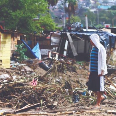 Rachel-deja-al-menos-cuatro-muertos-y-danos-en-Ensenada-rescatan-a-32-personas