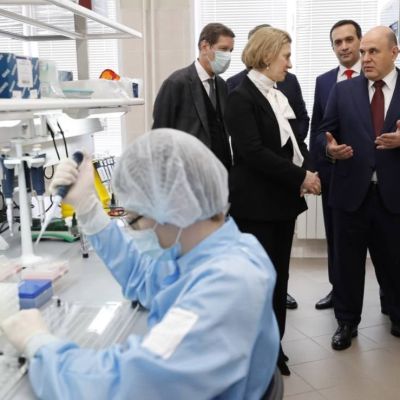 Rusia-concluye-vigilancia-medica-de-contactos-de-empleada-fallecida-en-un-instituto-contra-la-peste