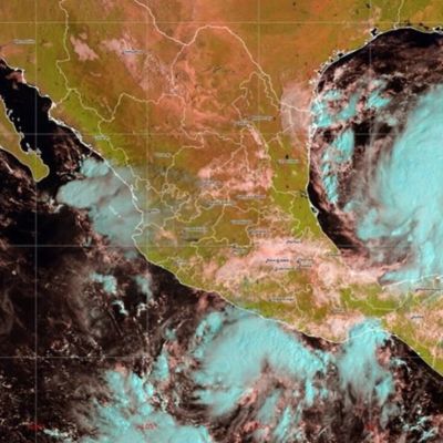 Se-forma-la-Depresion-Tropical-Veinte-E-frente-a-costas-del-Pacifico-mexicano