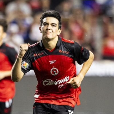 Sebastian-Abreu-aclara-que-Gilberto-Mora-no-tiene-una-lesion-de-gravedad