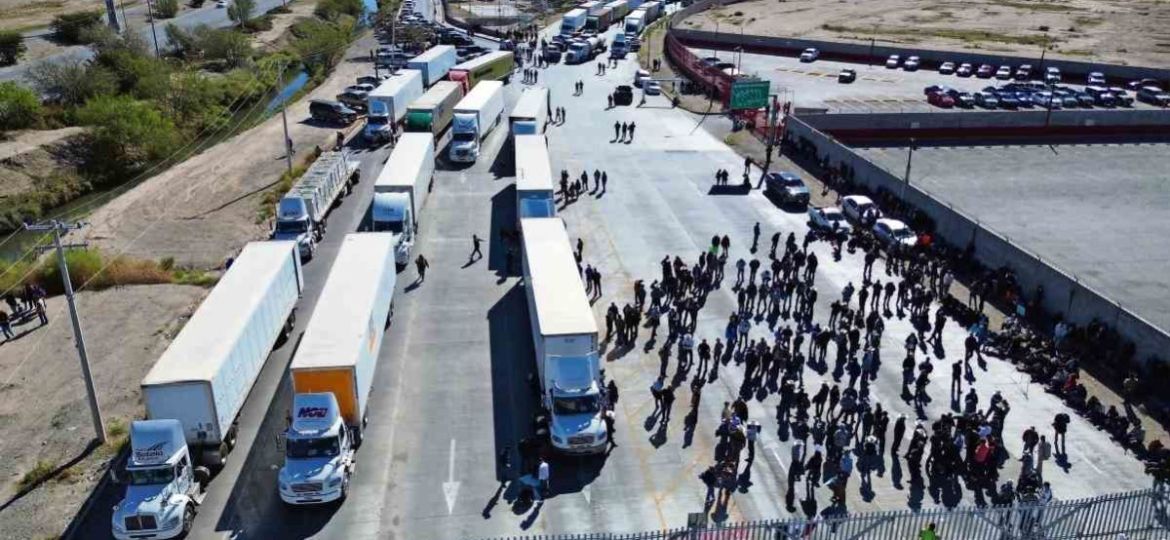 Segob-llama-al-dialogo-a-transportistas-y-pide-evitar-afectaciones-por-paro-del-26-de-octubre