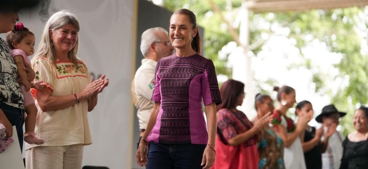Sheinbaum-afirma-en-Apatzingan-que-no-habra-corrupcion-en-la-4T-y-niega-saber-de-una-renuncia-de-Taddei