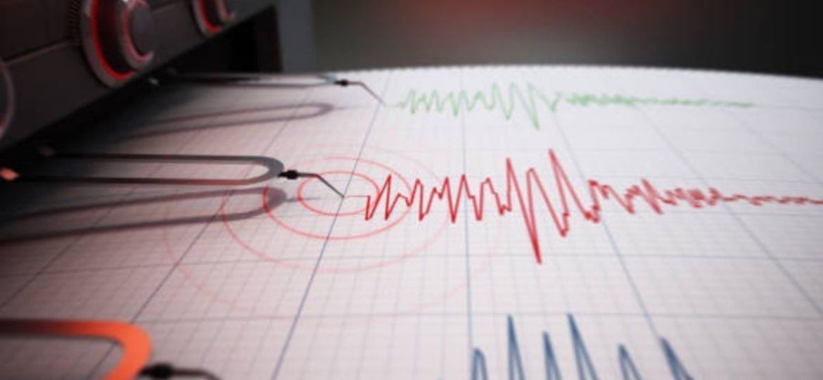 Sismo-de-magnitud-7.6-sacude-Panama-y-provoca-evacuaciones-en-la-capital