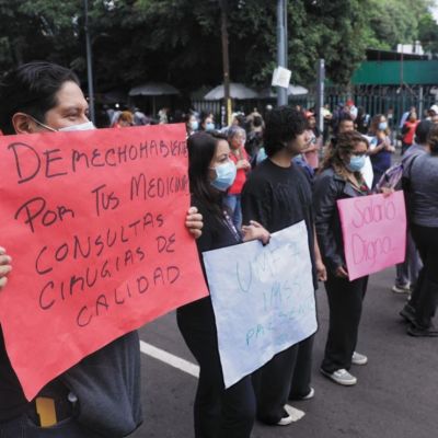 Trabajadores-del-IMSS-protestan-en-18-estados-por-aumento-salarial-e-insumos-medicos